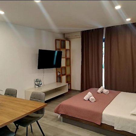 Apartmani Ivica Martic Duće Exterior foto