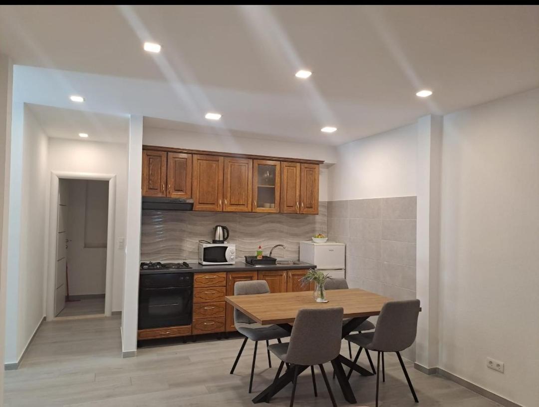 Apartmani Ivica Martic Duće Exterior foto